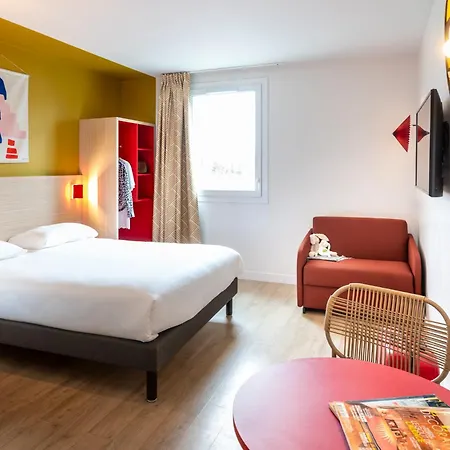Ibis Styles Prevessin Geneve Aeroport Hotel Exterior photo