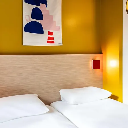 Ibis Styles Prevessin Geneve Aeroport Hotel Exterior photo
