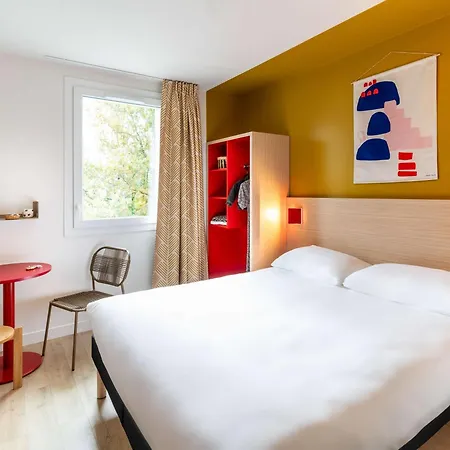 Ibis Styles Prevessin Geneve Aeroport Hotel Exterior photo