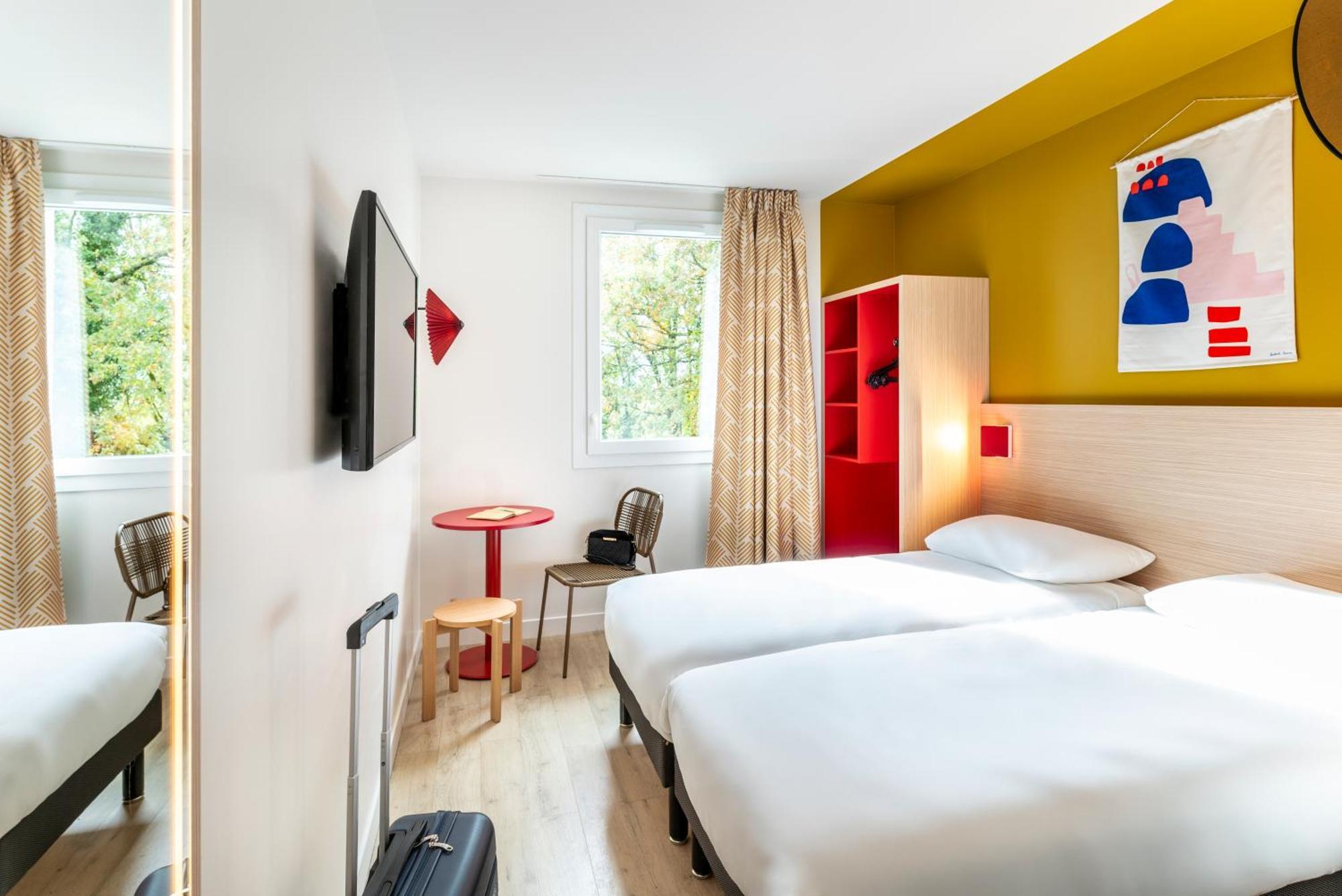 Ibis Styles Geneve Aeroport Hotel 3*