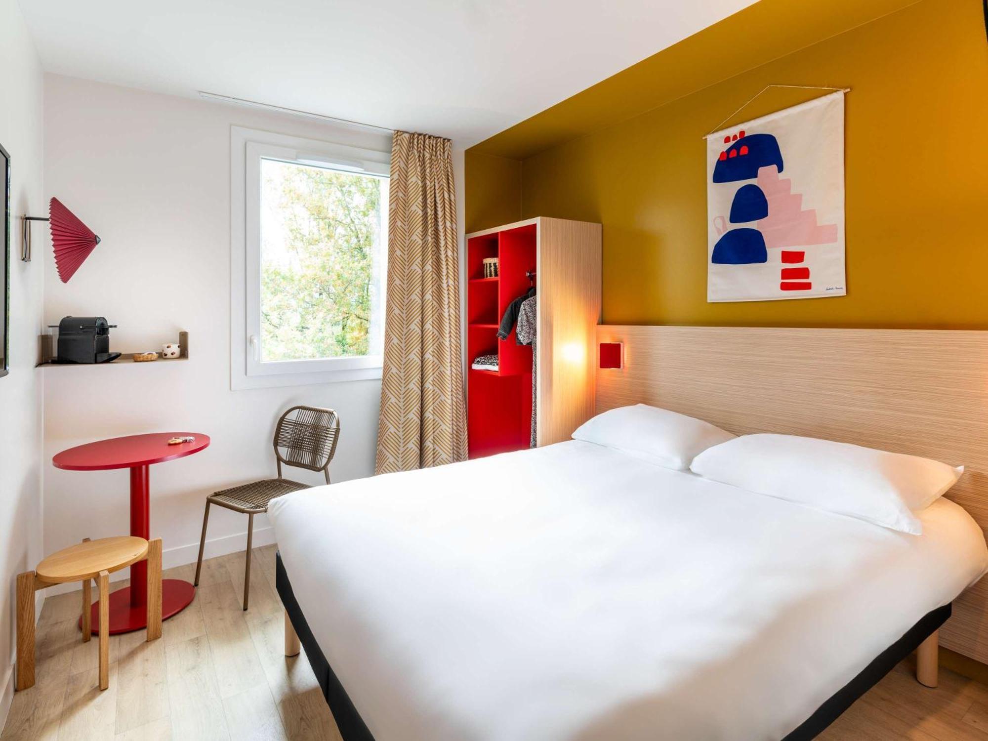 Ibis Styles Geneve Aeroport Hotel 3*
