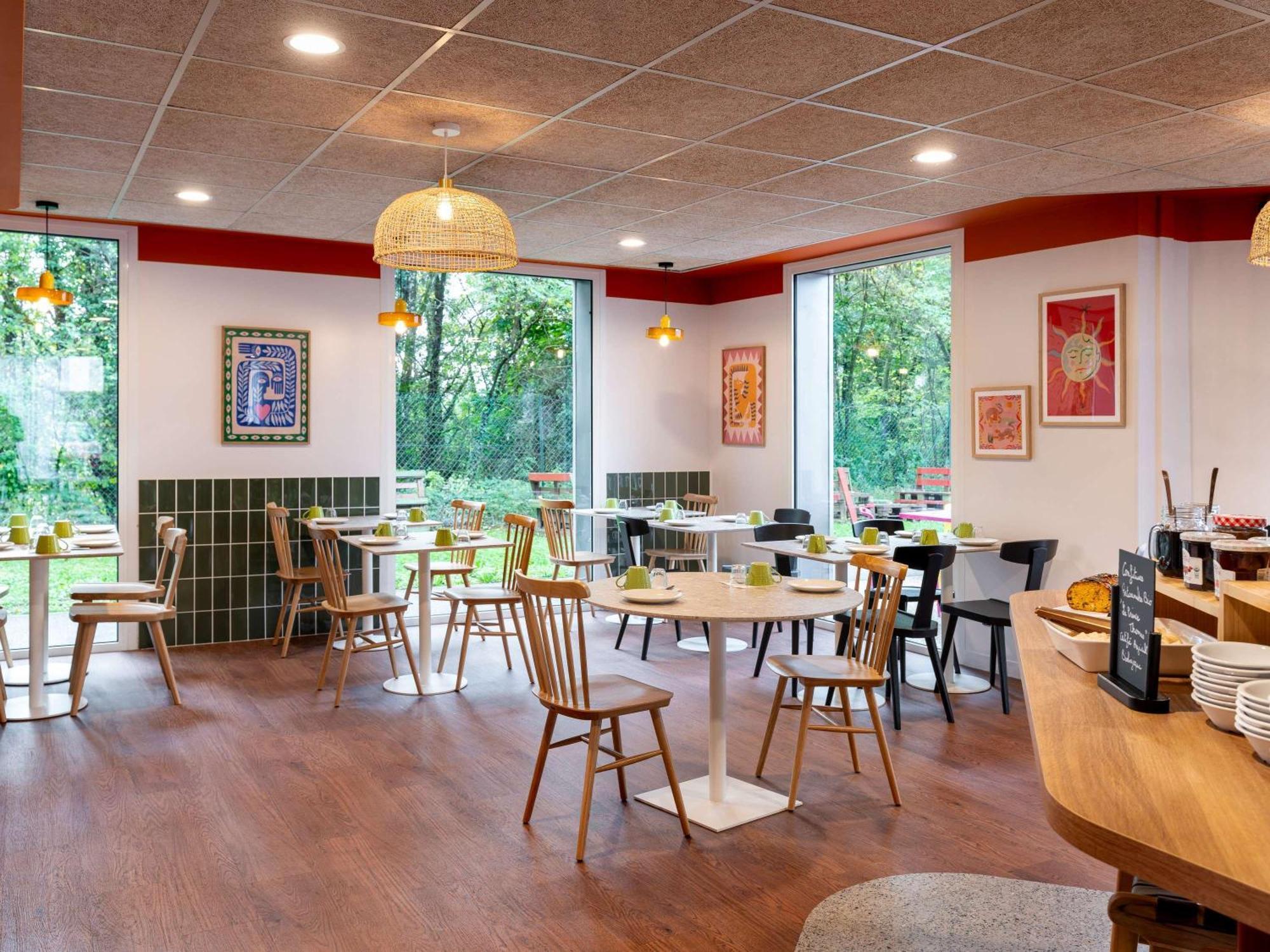 Hotel Ibis Styles Geneve Aeroport Prevessin-Moens